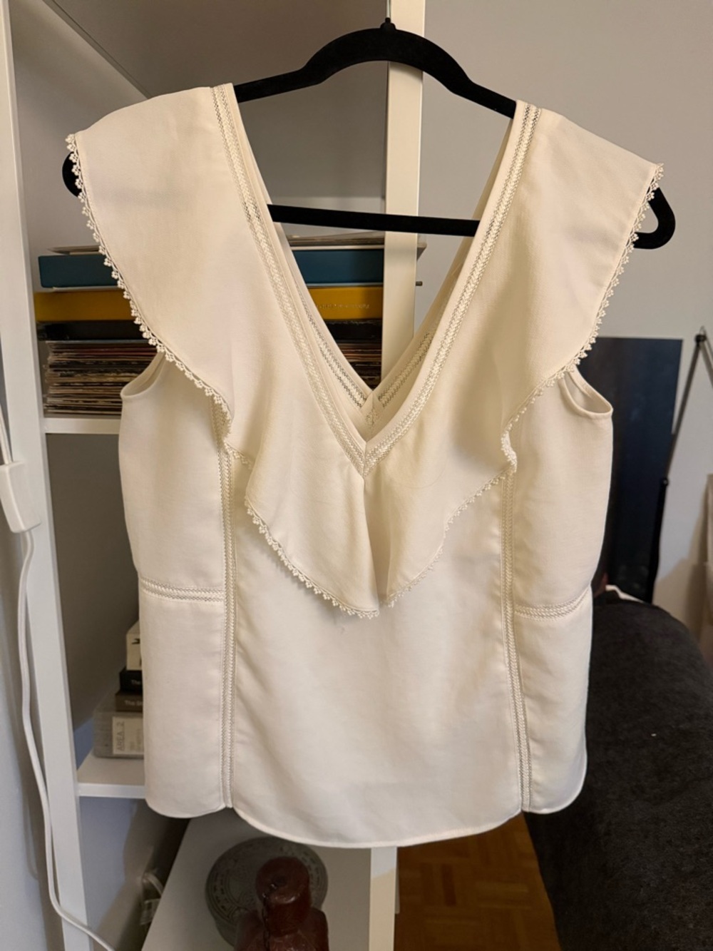 Sezane Cream Ruffle V-Neck Sleeveless Camisole